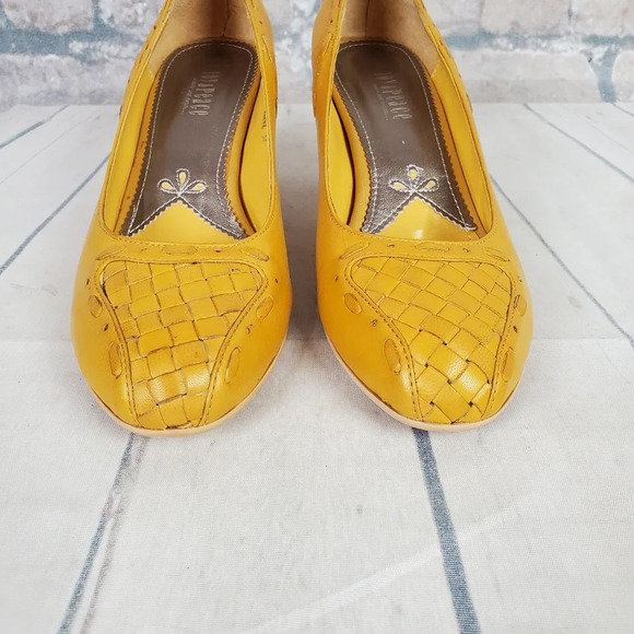 Joy & Peace Leather Heels Yellow Pumps Lattice Detail Stacked Heels Size 37 - Picture 7 of 13